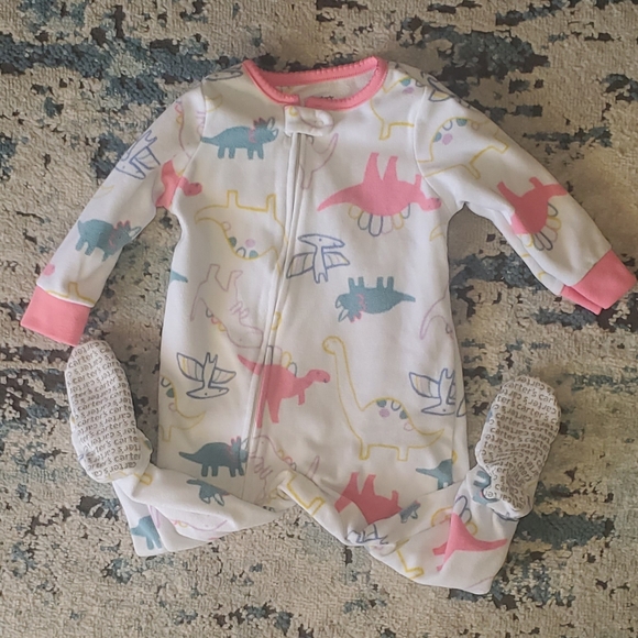 Lot of 7 fleece footie pajamas - Picture 10 of 15